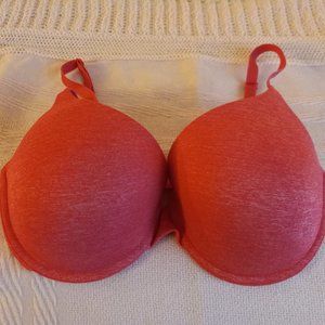 Victoria's secret 34D under-wire